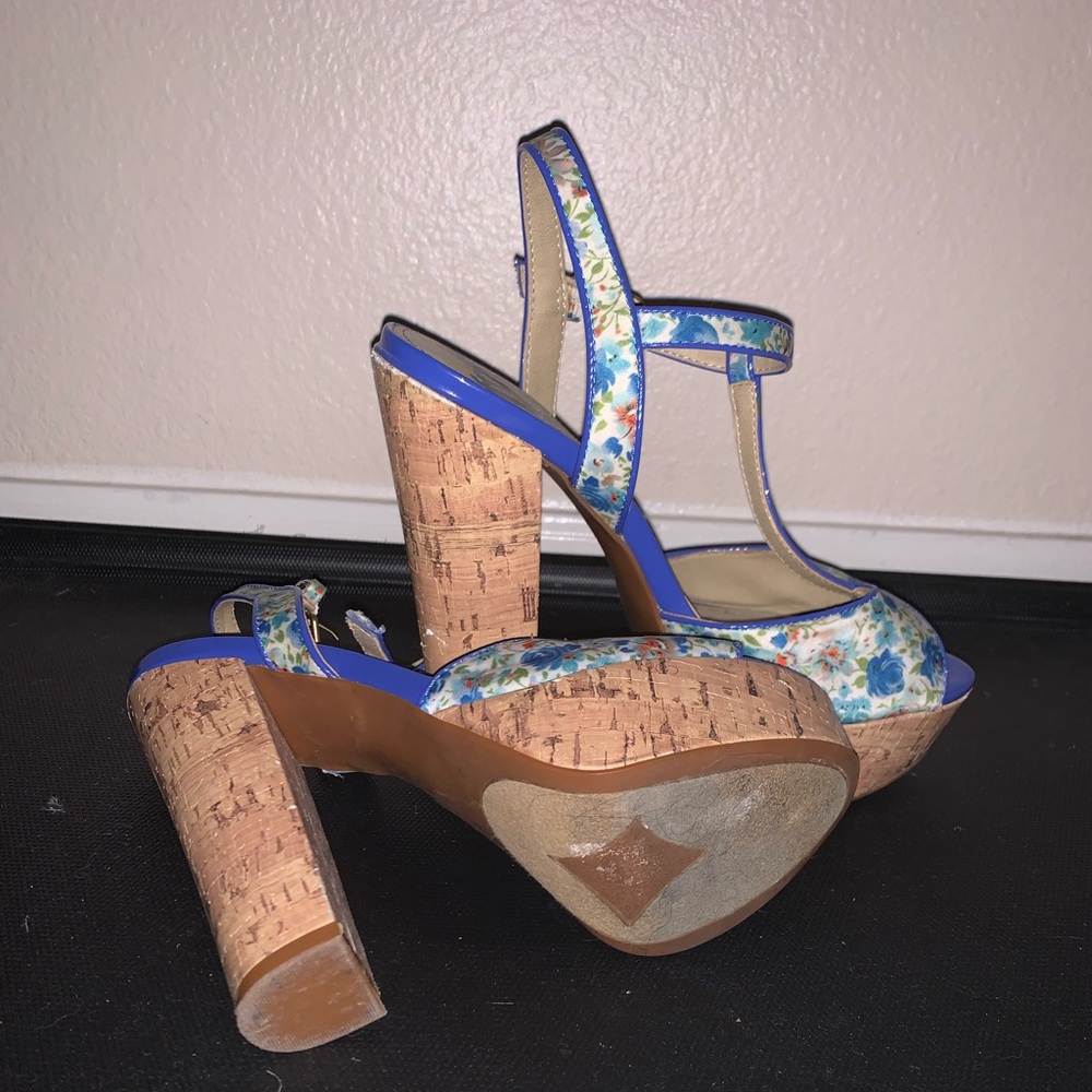 High heels - Picture 2 of 4